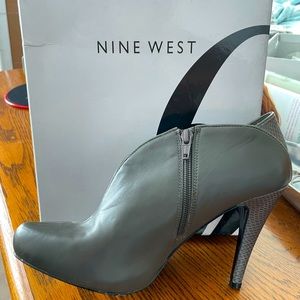 Nine West Gray Riseo Leather Booties with Side Zipper and Animal print details